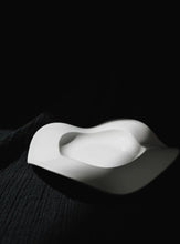Load image into Gallery viewer, Wavy Small Ceramic Plate